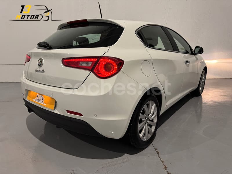 ALFA ROMEO Giulietta — foto 6