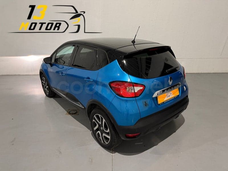 RENAULT Captur — foto 12
