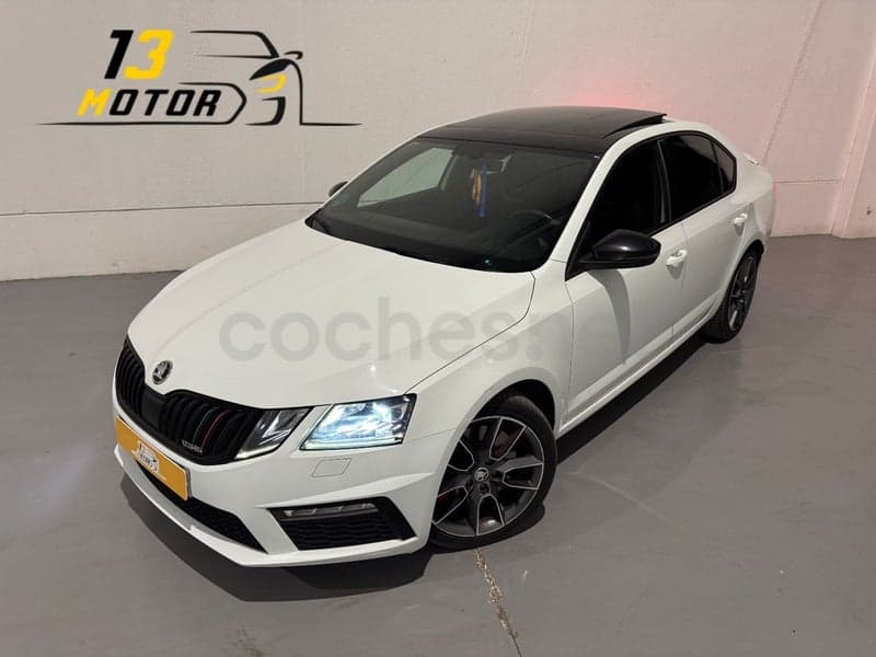 SKODA Octavia — foto 11