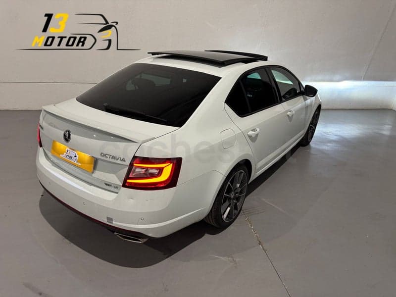 SKODA Octavia — foto 17