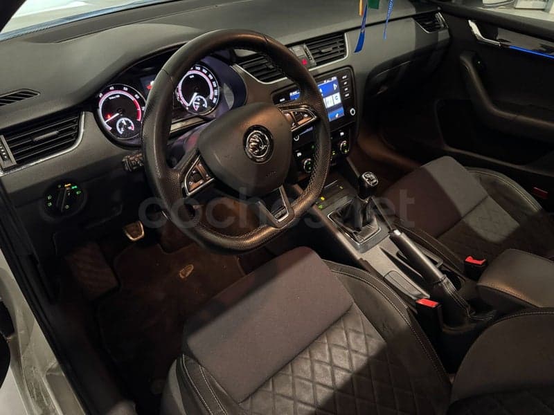 SKODA Octavia — foto 5