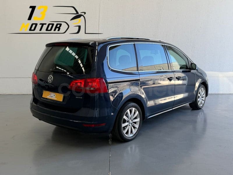 VOLKSWAGEN Sharan — foto 2