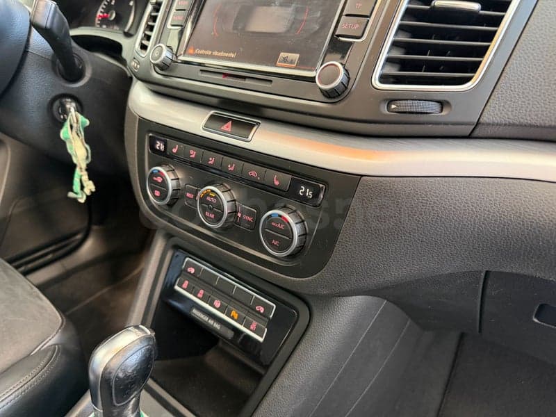 VOLKSWAGEN Sharan — foto 20