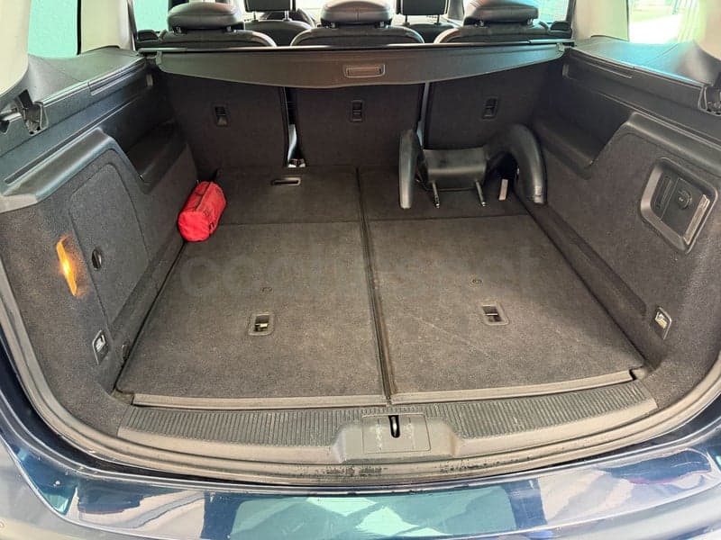 VOLKSWAGEN Sharan — foto 21