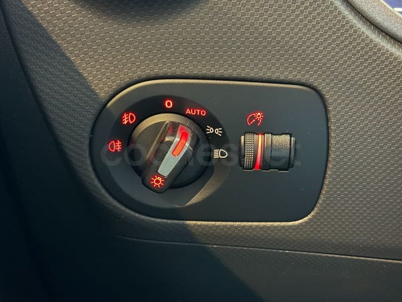 SEAT León — foto 23