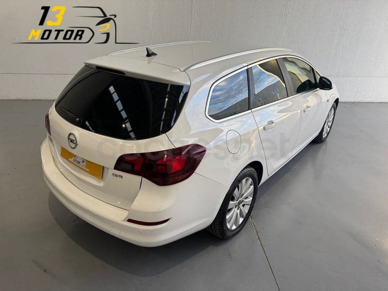 OPEL Astra — foto 13