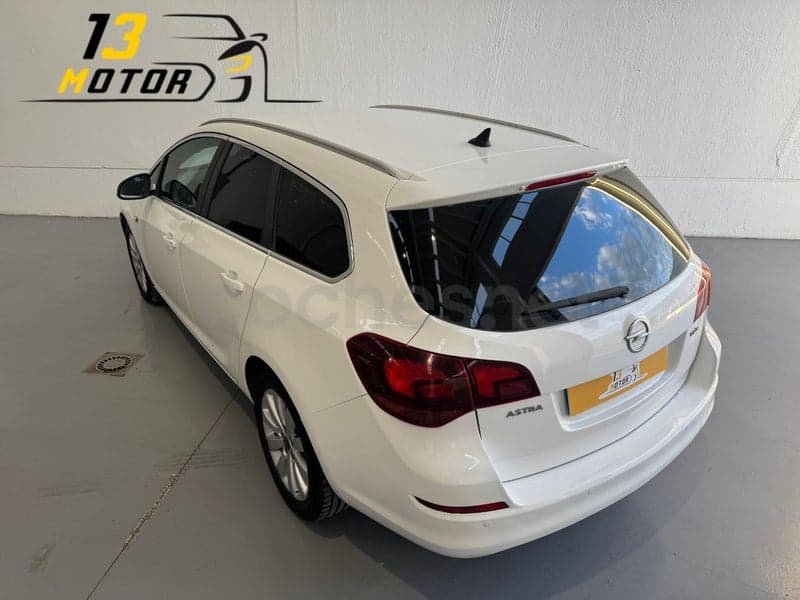 OPEL Astra — foto 15