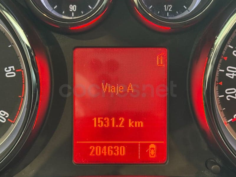 OPEL Astra — foto 6