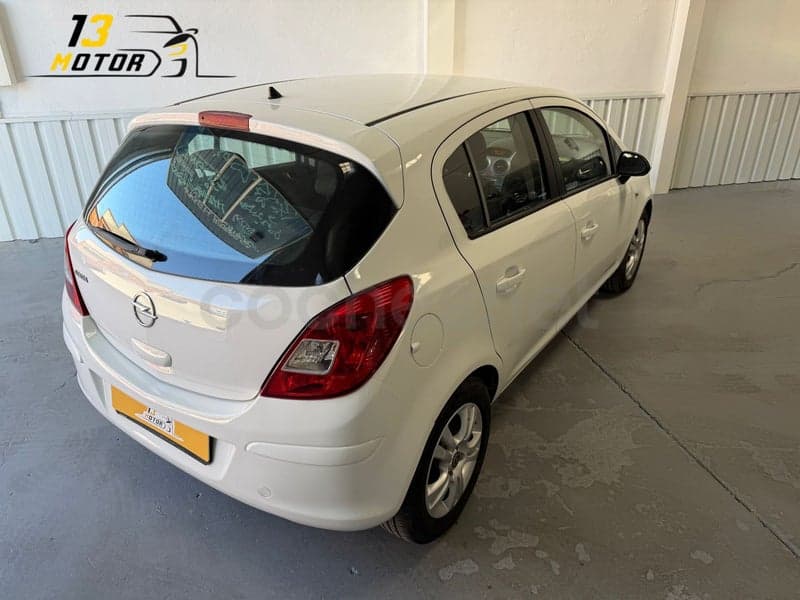 OPEL Corsa — foto 11