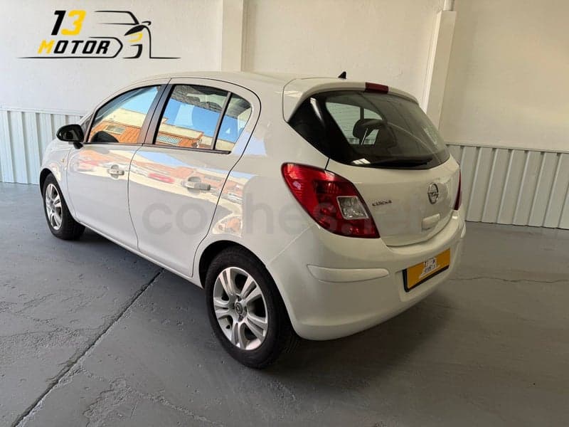 OPEL Corsa — foto 13