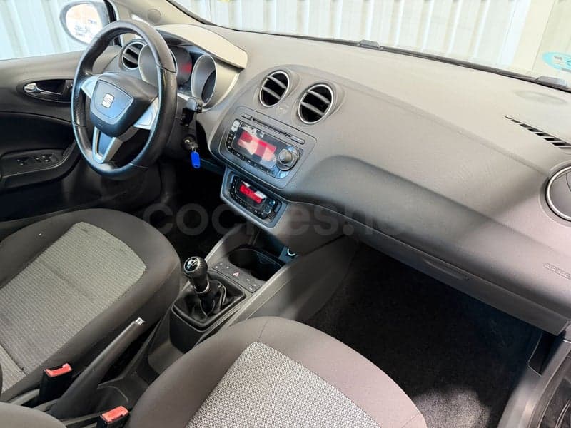 SEAT Ibiza — foto 7