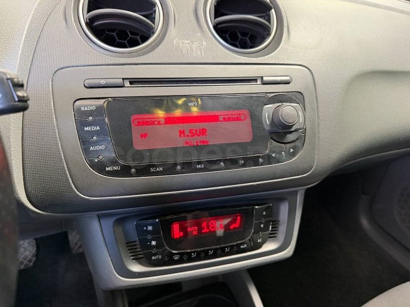 SEAT Ibiza — foto 10